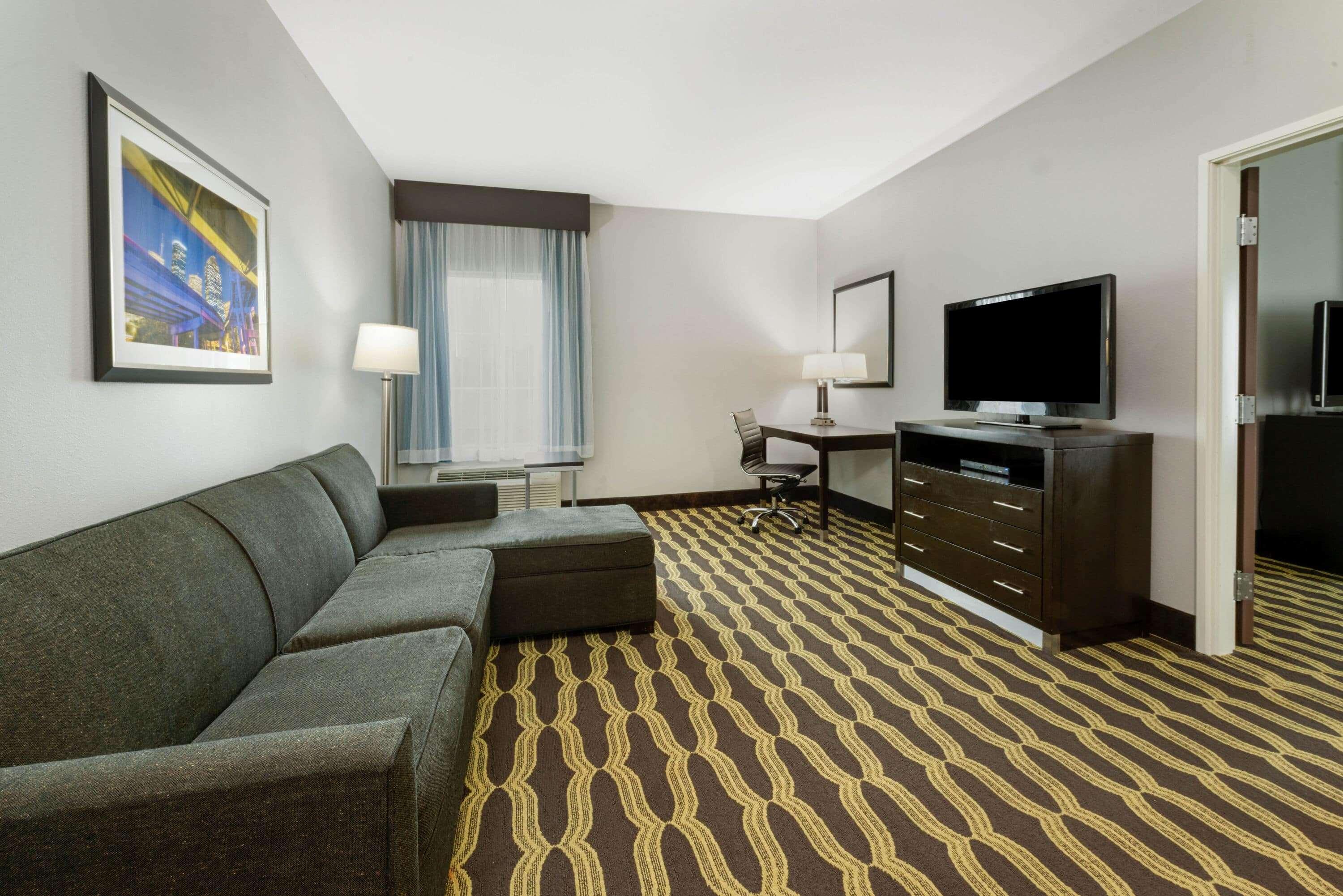 Готель La Quinta By Wyndham Houston Humble Atascocita Екстер'єр фото